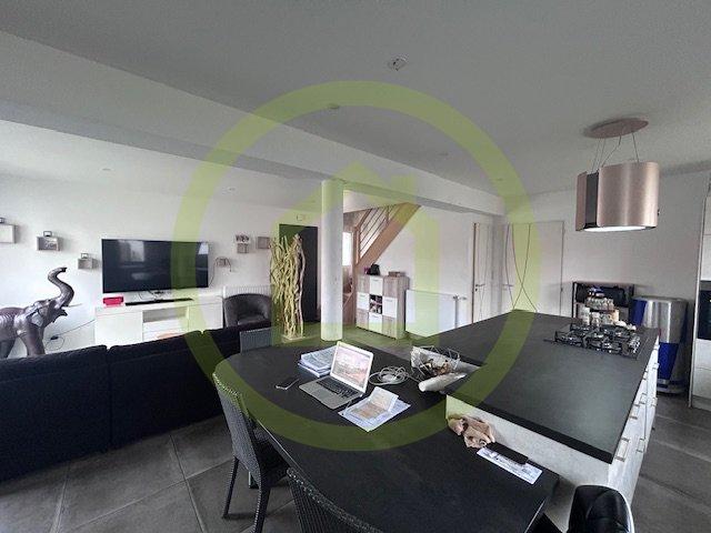 Maison - 103 m² - 5 pièces