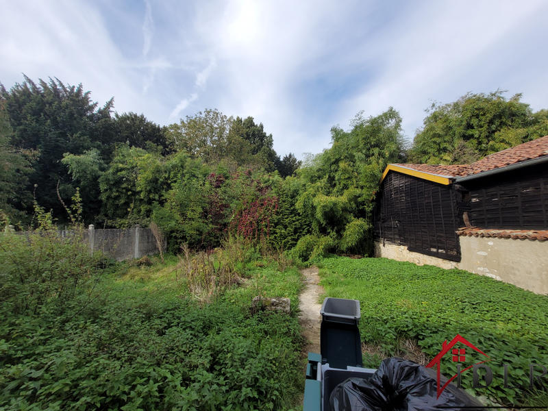 Immeuble - 200 m² - 8 pièces