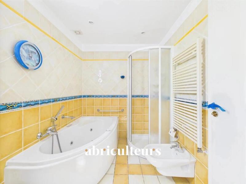 Maison ancienne - 155 m² - 6 pièces