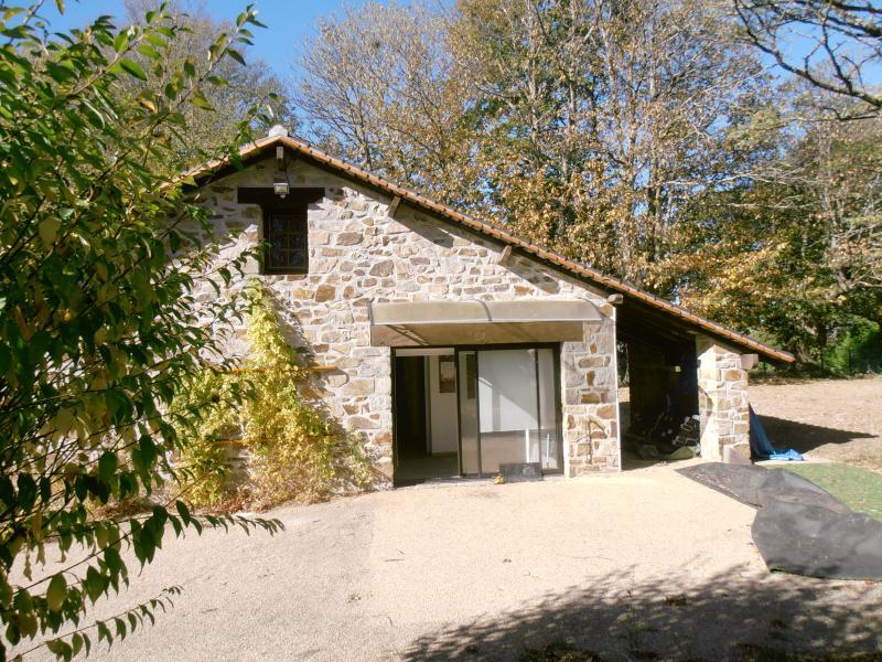 Maison - 240 m² - 10 pièces