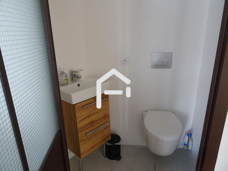 Loft - 117 m² - 4 pièces