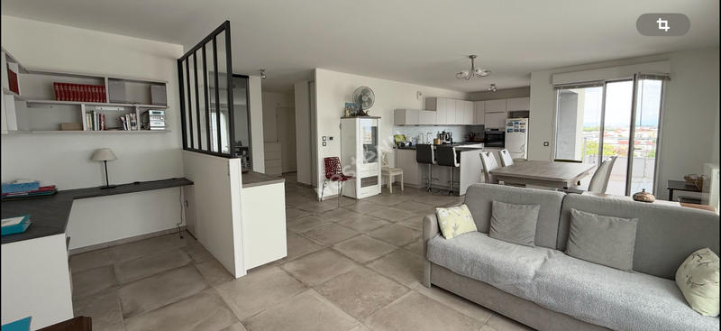 Appartement - 90 m² - 4 pièces