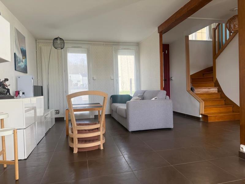 Maison - 98 m² - 4 pièces