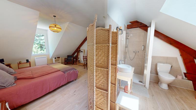 Maison - 280 m² - 8 pièces