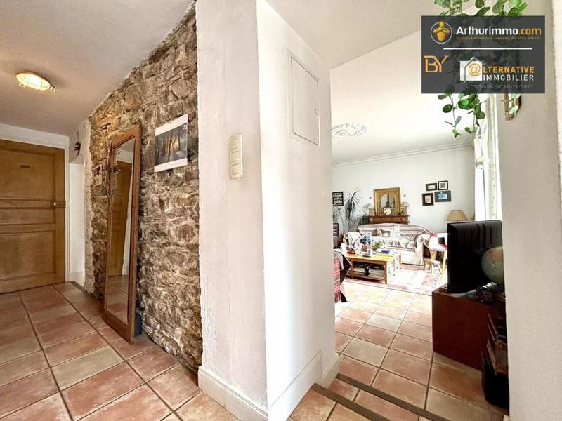 Maison - 228 m² - 7 pièces