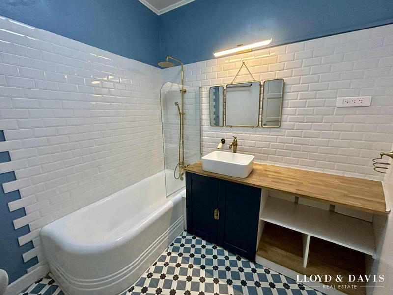 Maison - 121 m² - 5 pièces