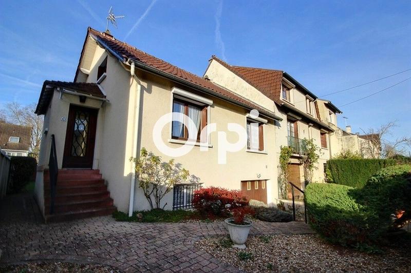 Maison - 93 m² - 4 pièces