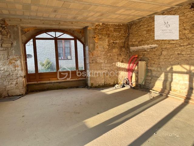 Propriété - 300 m² - 7 pièces