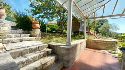 Maison - 198 m² - 8 pièces