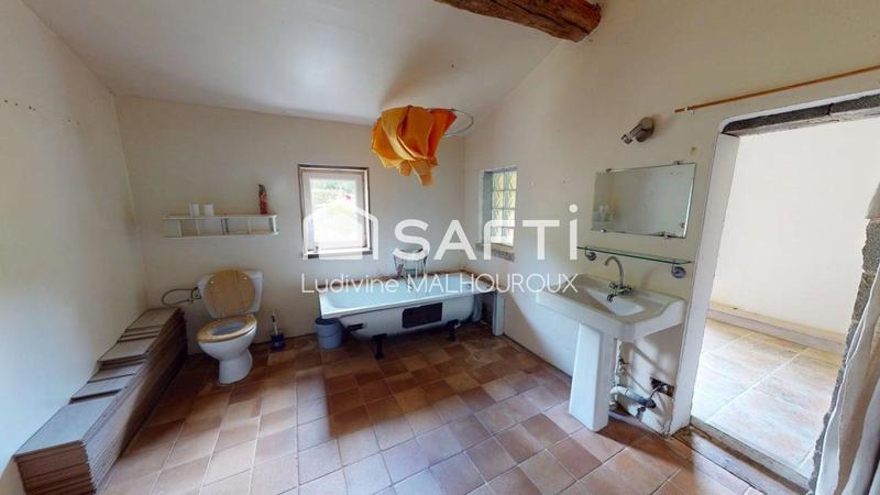 Maison - 221 m² - 6 pièces