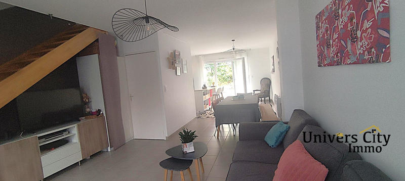 Maison - 84 m² - 5 pièces