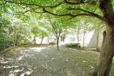 Maison - 265 m² - 9 pièces