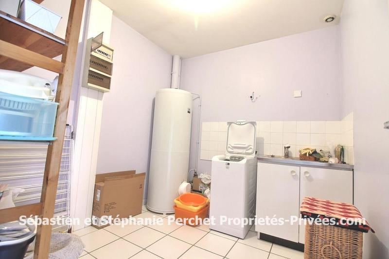 Maison - 213 m² - 8 pièces