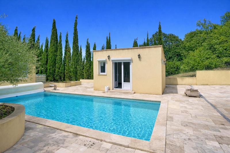 Maison - 200 m² - 6 pièces