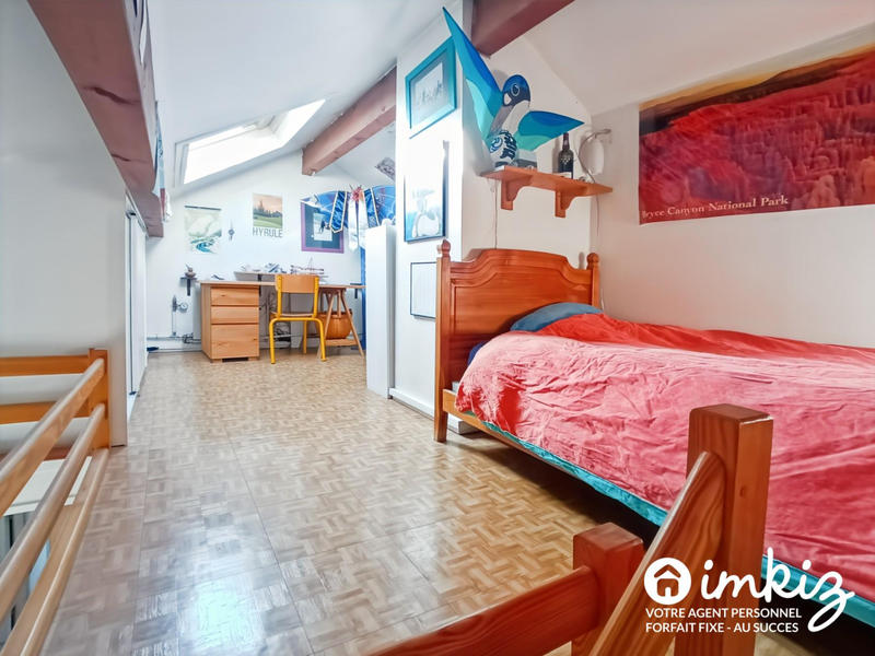 Maison - 137 m² - 6 pièces