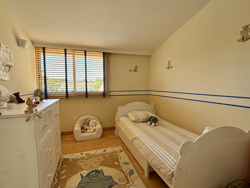 Villa - 282 m² - 8 pièces