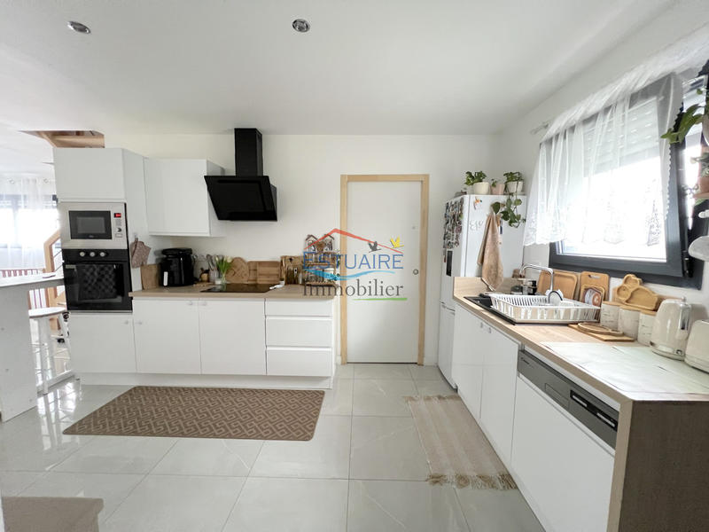 Maison - 102 m² - 5 pièces