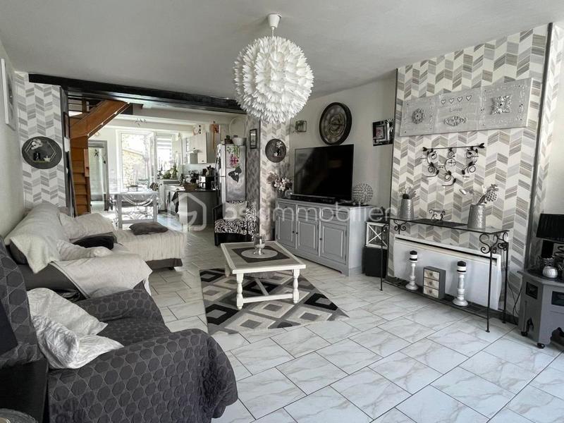 Maison en pierre - 100 m² - 5 pièces