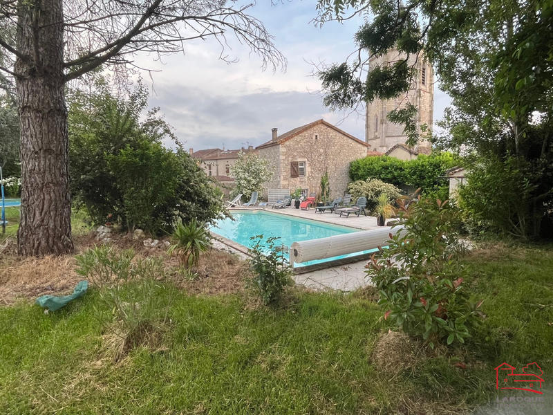 Maison ancienne - 275 m² - 9 pièces