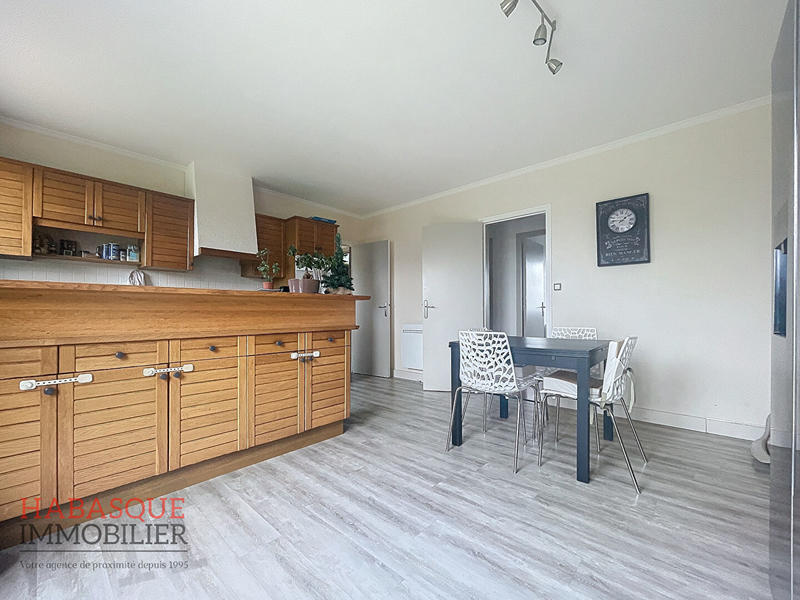 Maison - 139 m² - 5 pièces