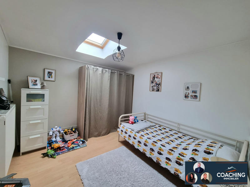 Maison - 187 m² - 9 pièces