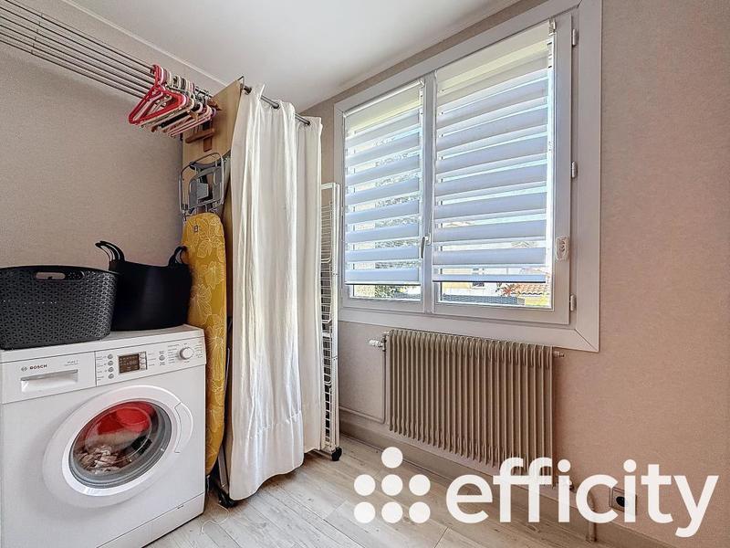 Maison - 186 m² - 6 pièces