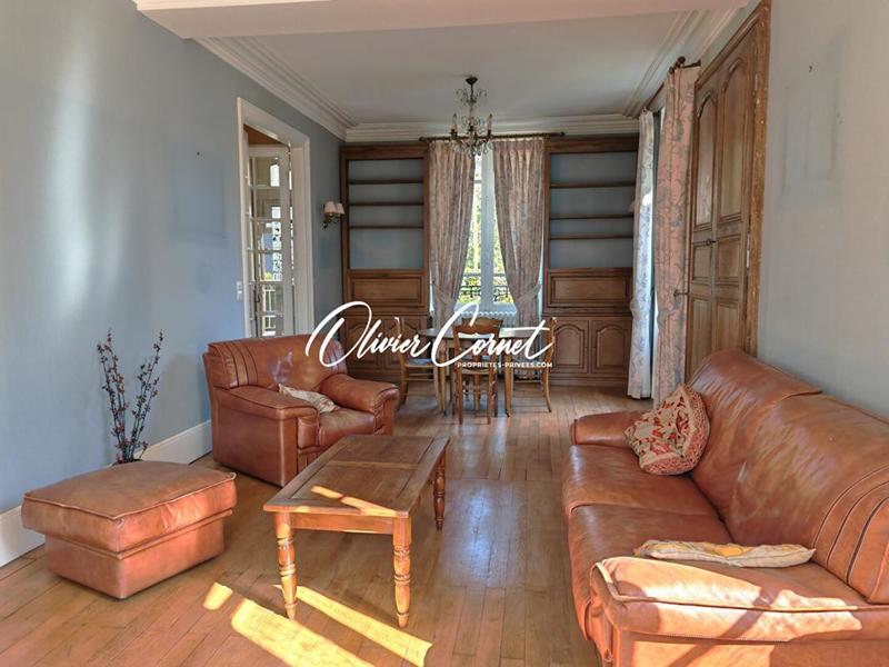 Maison - 192 m² - 7 pièces