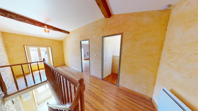 Maison - 200 m² - 7 pièces