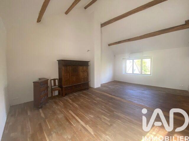 Maison - 225 m² - 6 pièces