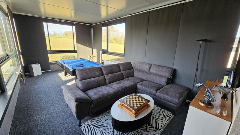 Maison - 203 m² - 7 pièces