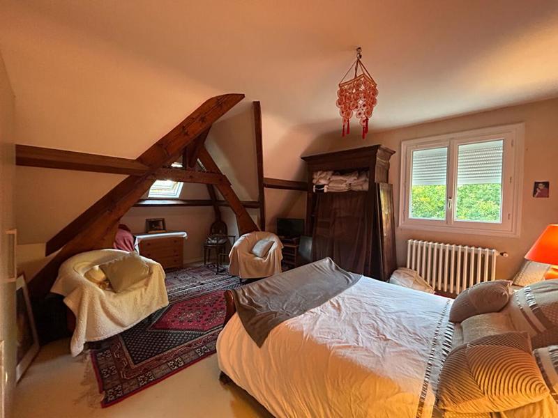 Maison - 162 m² - 7 pièces