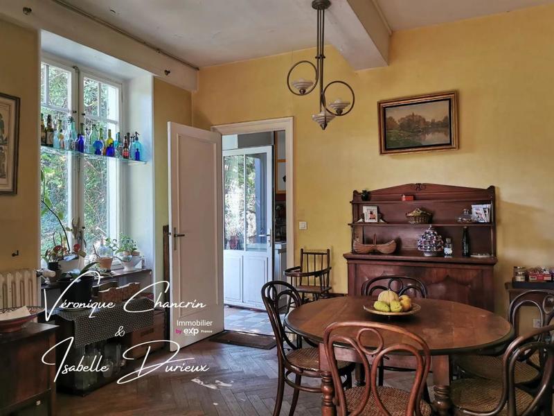 Maison bourgeoise - 197 m² - 7 pièces