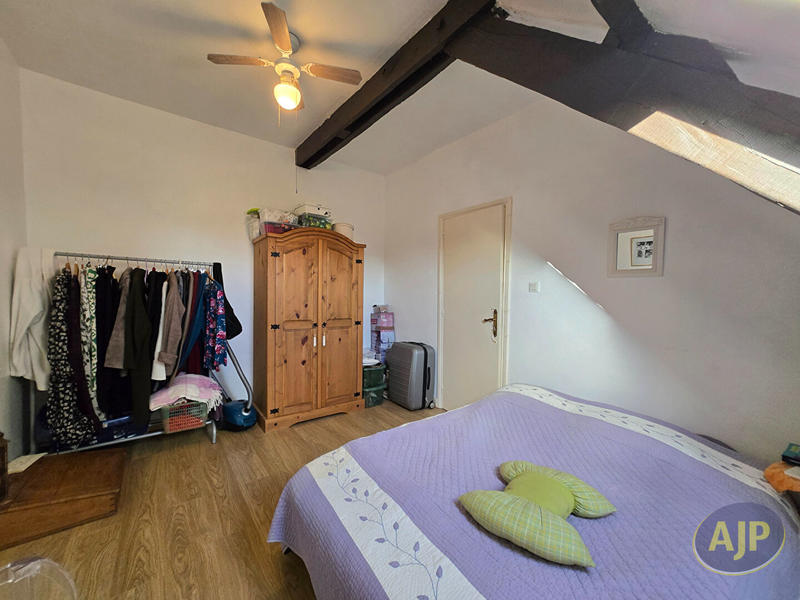 Maison - 111 m² - 6 pièces