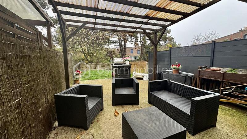 Maison traditionnelle - 98 m² - 5 pièces