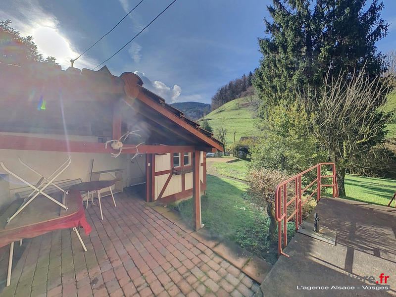 Maison - 200 m² - 5 pièces