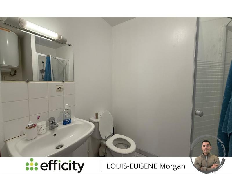 Immeuble - 150 m² - 10 pièces