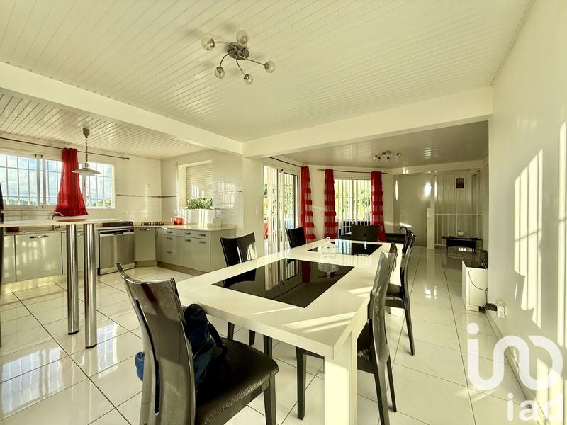 Maison - 174 m² - 7 pièces