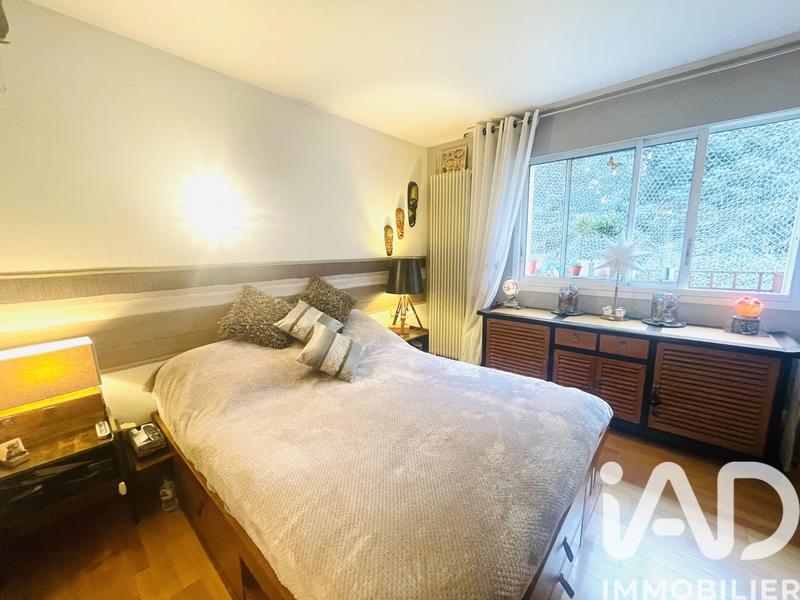 Maison - 180 m² - 8 pièces