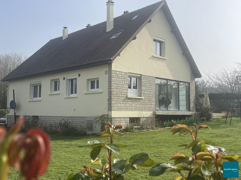 Maison - 160 m² - 6 pièces