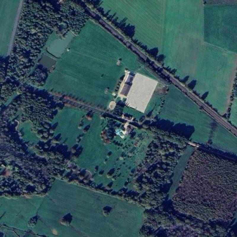 Maison - 859 m² - 20 pièces