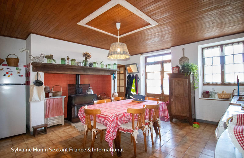 Maison - 100 m² - 4 pièces