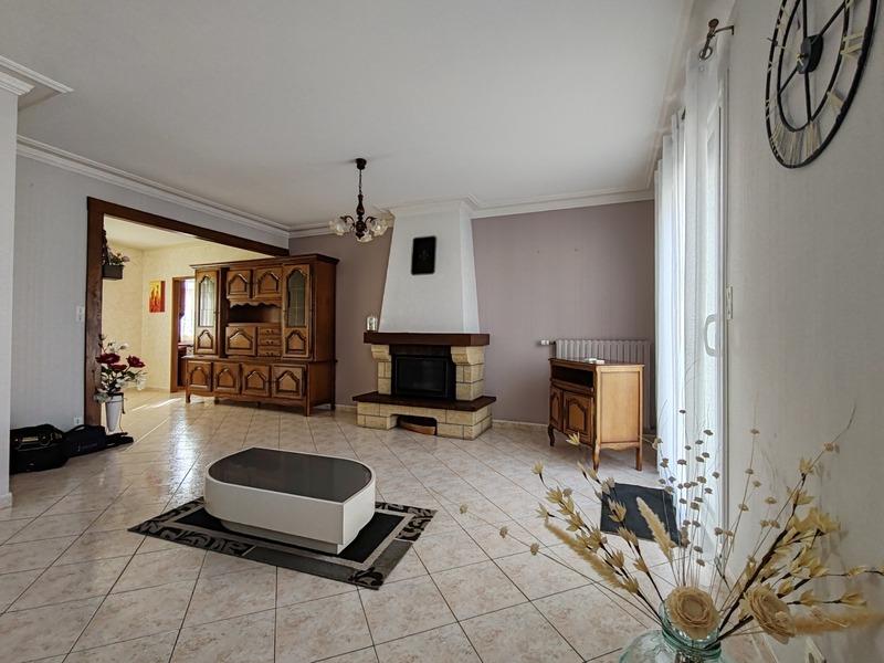 Maison - 98 m² - 5 pièces