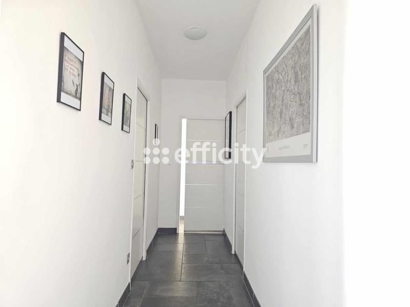 Villa - 140 m² - 5 pièces