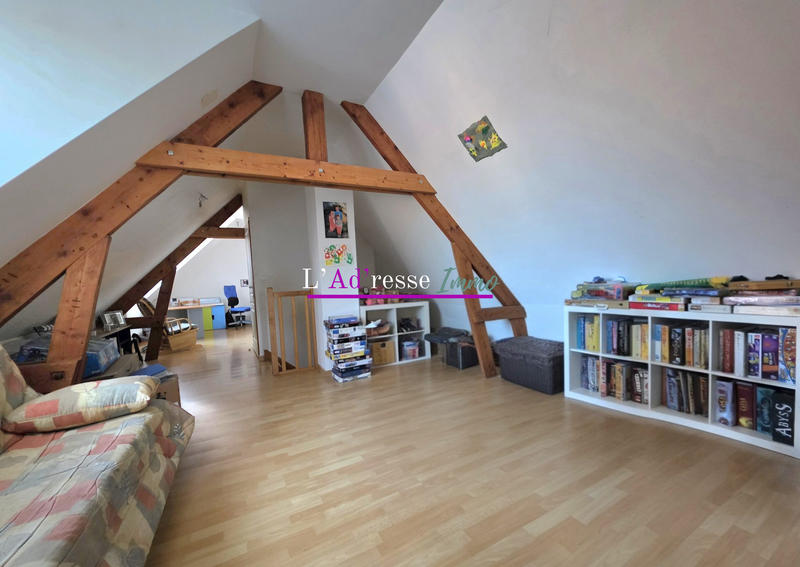 Maison - 200 m² - 7 pièces