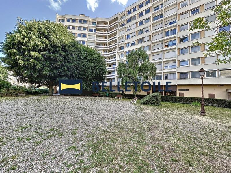 Appartement - 81 m² - 4 pièces