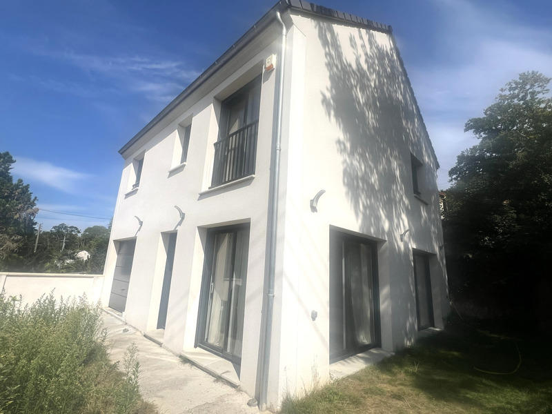 Maison - 88 m² - 5 pièces