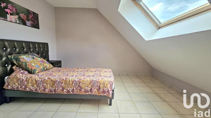 Maison - 180 m² - 8 pièces