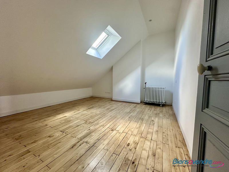 Maison - 124 m² - 6 pièces