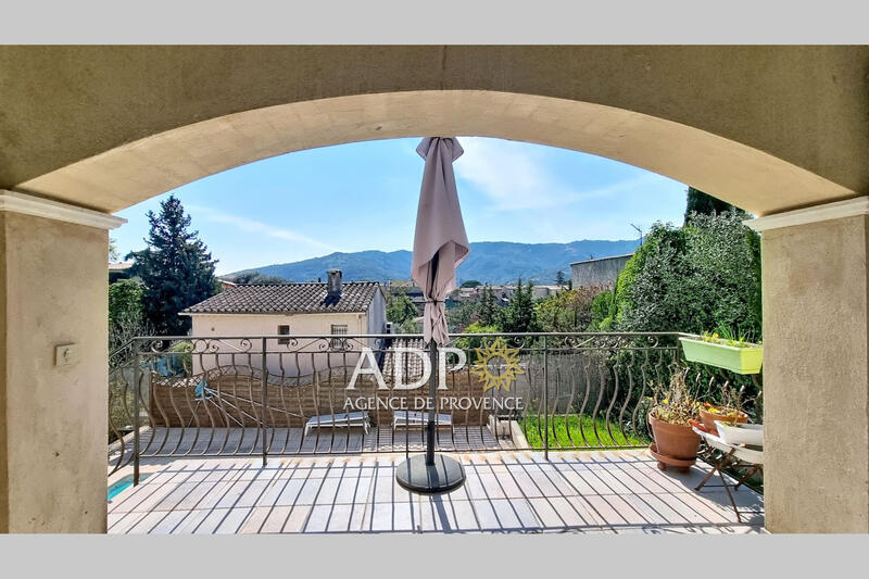 Maison - 75 m² - 3 pièces