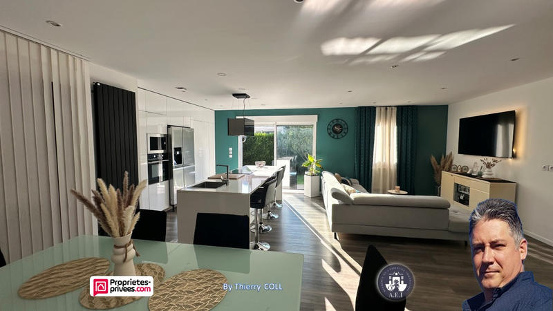 Maison - 120 m² - 5 pièces